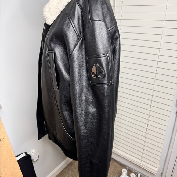 Moose knuckle leather bomber - Picture 2 of 16